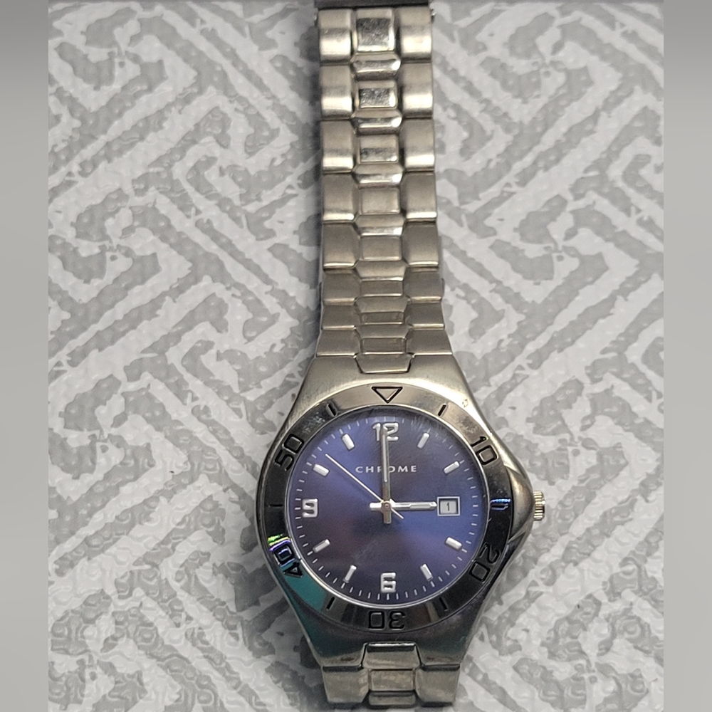 CHROME Watch - Picture 12 of 13
